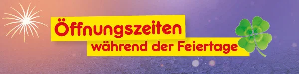 Diese Grafik zeigt eine hellgelbe kreisf&ouml;rmige Fl&auml;che in der Mitte mit roter Schrift "&Ouml;ffnungszeiten w&auml;hrend der Feiertage". Im Hintergrund ist ein Farbverlauf von orange nach blau-violett zu sehen, dazu zwei stilisierte Feuerwerksmotive oben und ein vierbl&auml;ttriges gr&uuml;nes Kleeblatt unten rechts. Unten steht im Button "Zu den &Ouml;ffnungszeiten" und l&auml;dt zum Klicken ein.