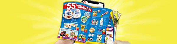 Die Grafik zeigt einen gelben Hintergrund mit strahlenf&ouml;rmigem Verlauf, auf dem ein Smartphone in zwei H&auml;nden gehalten wird. Auf dem Display ist ein digitales Wochenprospekt mit verschiedenen Produktangeboten zu sehen, dar&uuml;ber steht prominent &bdquo;bis zu 55 % sparen&ldquo;. Unten im Bild befindet sich ein Button mit der Aufschrift &bdquo;Zum digitalen Wochenprospekt&ldquo;.