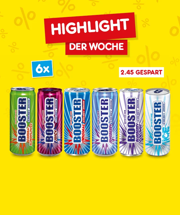 Sechs Dosen Booster Energy Drink in verschiedenen Sorten stehen nebeneinander auf gelbem Hintergrund mit Prozentzeichen. Oben steht in gro&szlig;en wei&szlig;en Buchstaben auf rotem Hintergrund: &bdquo;Highlight der Woche&ldquo;. Links daneben ein blaues Feld mit der Aufschrift &bdquo;sechs mal&ldquo;. Rechts daneben ein rotes Feld mit dem Hinweis &bdquo;zwei Euro f&uuml;nfundvierzig gespart&ldquo;. Die abgebildeten Sorten sind Booster Energy, Booster Juicy, Booster Original, Booster Sugarfree, Booster Exotic Coconut und Booster Ice. Unten befindet sich ein wei&szlig;er Button mit rotem Rand und der Aufschrift &bdquo;Weitere Angebote entdecken&ldquo;, der zum Klicken einl&auml;dt.
