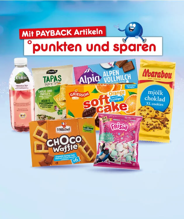 Diese Grafik zeigt auf hellblauem Hintergrund den Schriftzug &bdquo;Mit PAYBACK Artikeln punkten und sparen&ldquo;. Oben rechts auf dem Schild ist ein blauer Pointee zu sehen. Darunter sind verschiedene Produkte abgebildet, darunter eine Flasche, ein Tapas-Produkt, Schokolade von Alpia und Marabou, Soft Cake, mj&ouml;lk choklad, Choco Waffle und Frisia-S&uuml;&szlig;waren. Ganz unten befindet sich ein wei&szlig;er Button mit roter Umrandung und roter Schrift &bdquo;Jetzt Angebote entdecken&ldquo;, der zum Klicken einl&auml;dt.