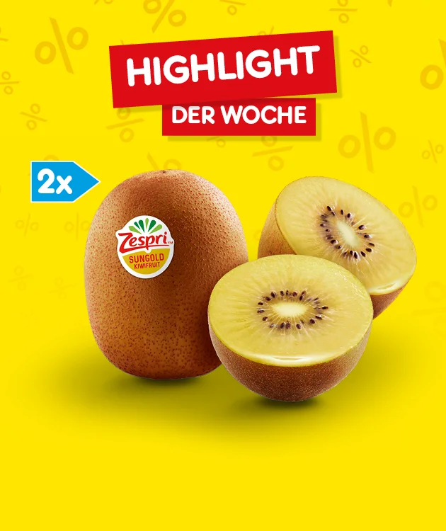 Diese Grafik zeigt auf gelbem Hintergrund mit hellen Prozentzeichen den Schriftzug &bdquo;Highlight der Woche&ldquo; in roten Balken, links ein blaues Feld mit &bdquo;zweimal&ldquo; und mittig eine ganze Kiwi sowie zwei aufgeschnittene H&auml;lften mit gr&uuml;nem Fruchtfleisch. Unten links ist ein rotes Hinweissymbol mit der Aufschrift &bdquo;unverpackt&ldquo; zu sehen. Ganz unten befindet sich ein wei&szlig;er Button mit rotem Rand und der Aufschrift &bdquo;Weitere Highlight-Angebote entdecken&ldquo;, der zum Klicken einl&auml;dt.