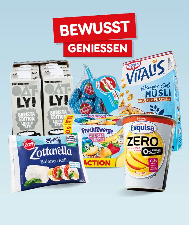 Diese Grafik zeigt auf hellblauem Hintergrund den roten Schriftzug &bdquo;Bewusst genie&szlig;en&ldquo;, mehrere abgebildete Produkte, darunter Oatly Hafer Barista, Vitalis Schoko M&uuml;sli, FruchtZwerge, Exquisa Zero und Zottarella Balance, au&szlig;erdem ein gelbes Feld mit der Aufschrift &bdquo;Action&ldquo; sowie unten den Button &bdquo;Weitere Sparangebote entdecken&ldquo;, der zum Klicken einl&auml;dt.